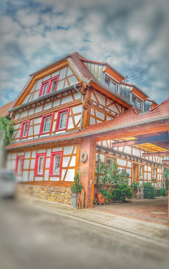 Gaestehaus Ehrhardt Schweigen-Rechtenbach Eksteriør billede