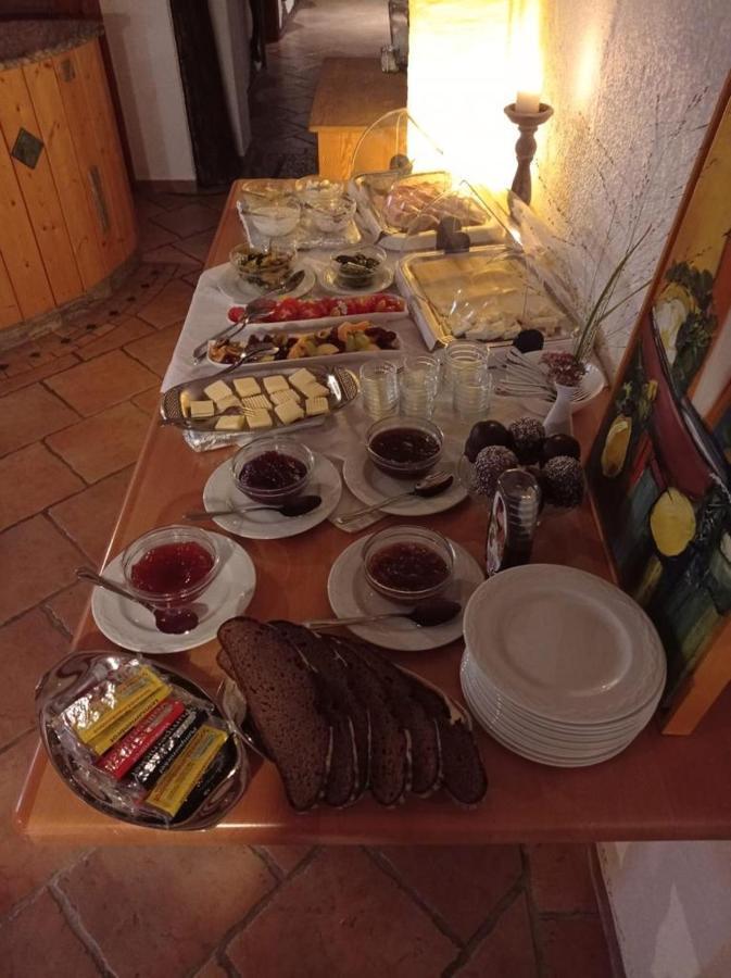 Gaestehaus Ehrhardt Schweigen-Rechtenbach Eksteriør billede